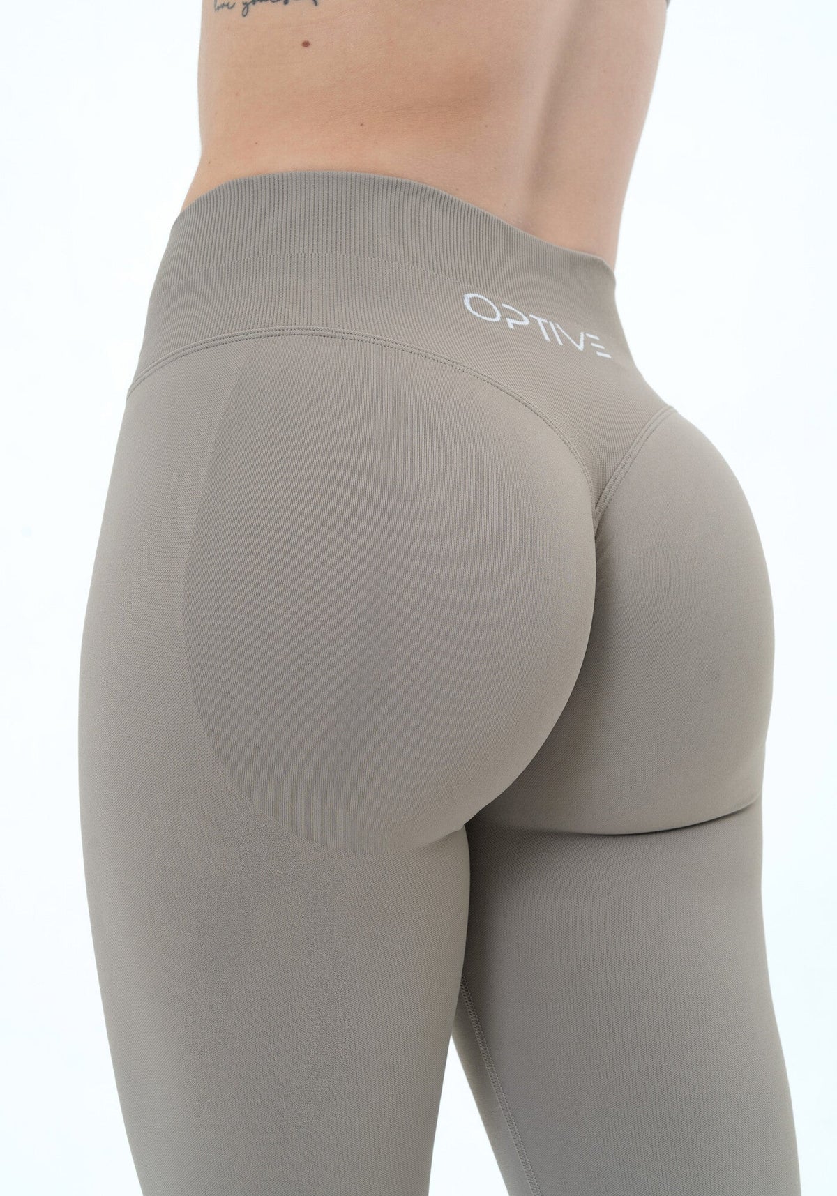 Legging UNITY V-Shape Scrunch – Efeito Push-Up Cinza Crepúsculo